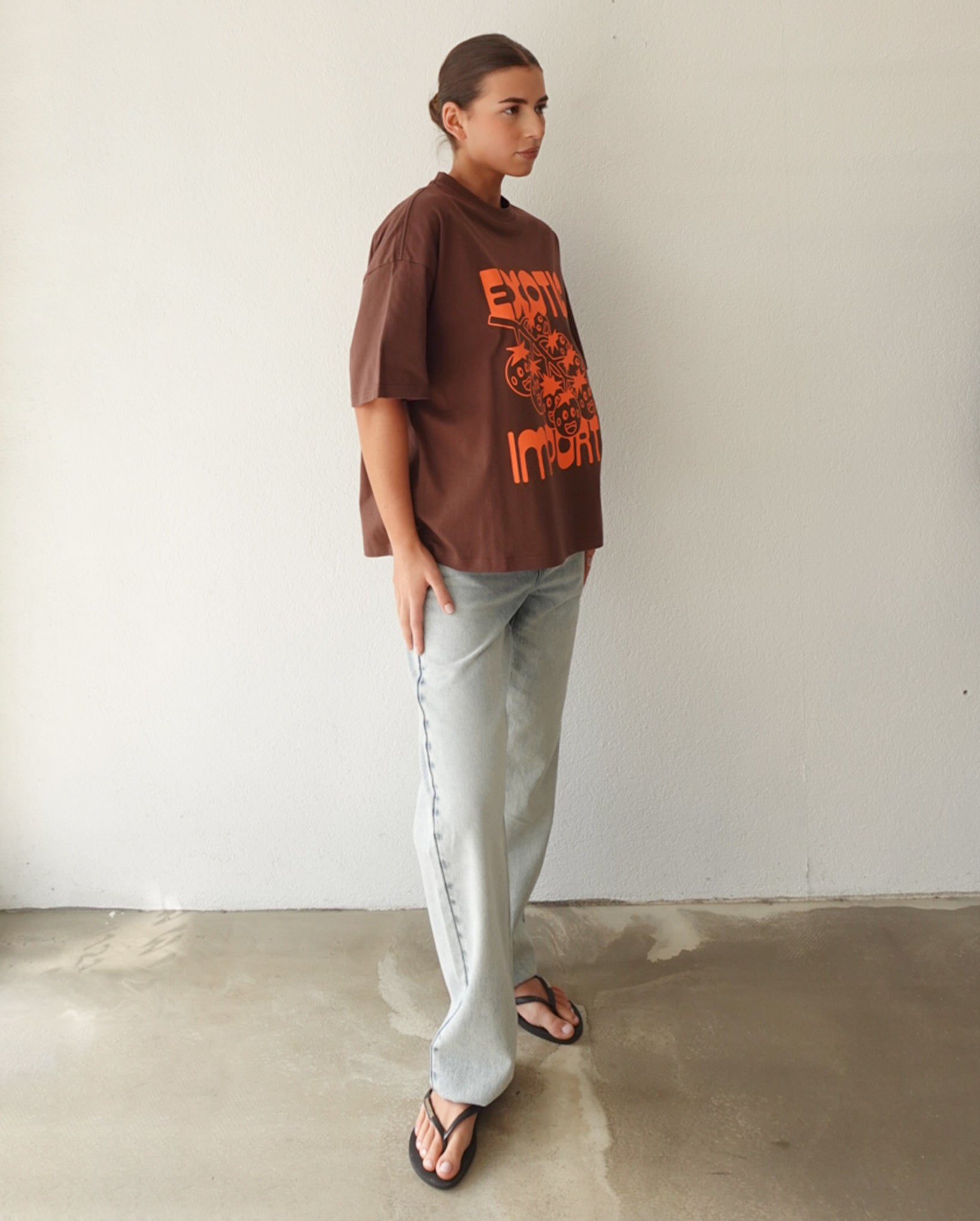 Cherry Tomato Friends T-Shirt (Brown)