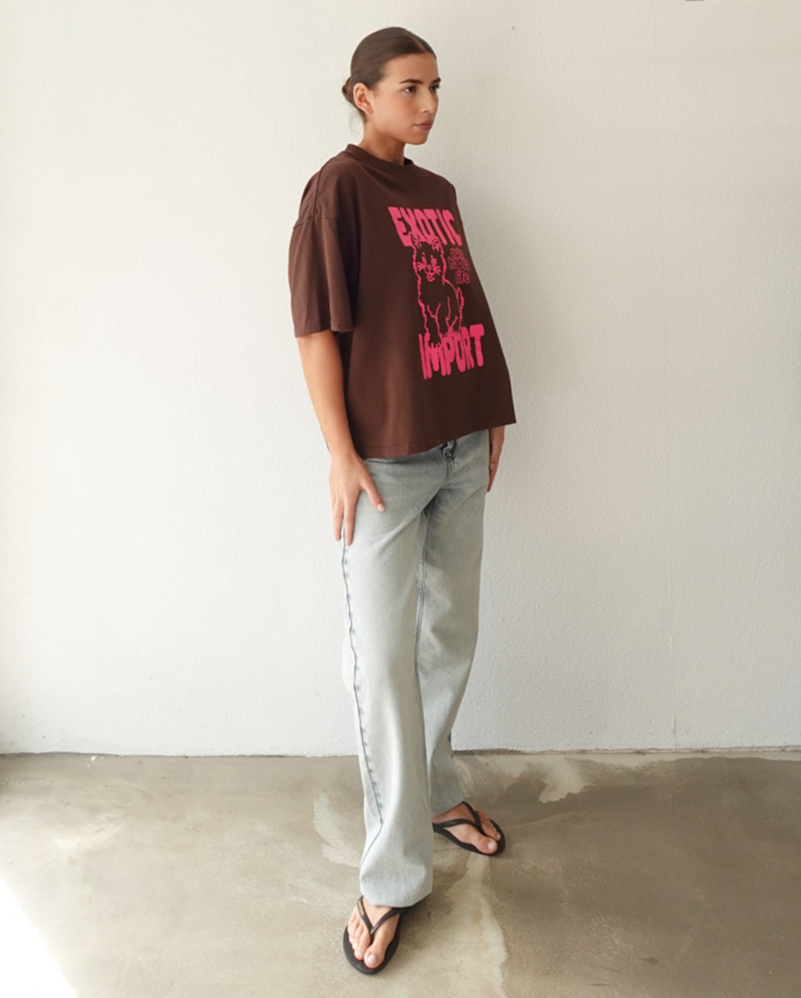 Cute Happy Life T-Shirt (Brown)