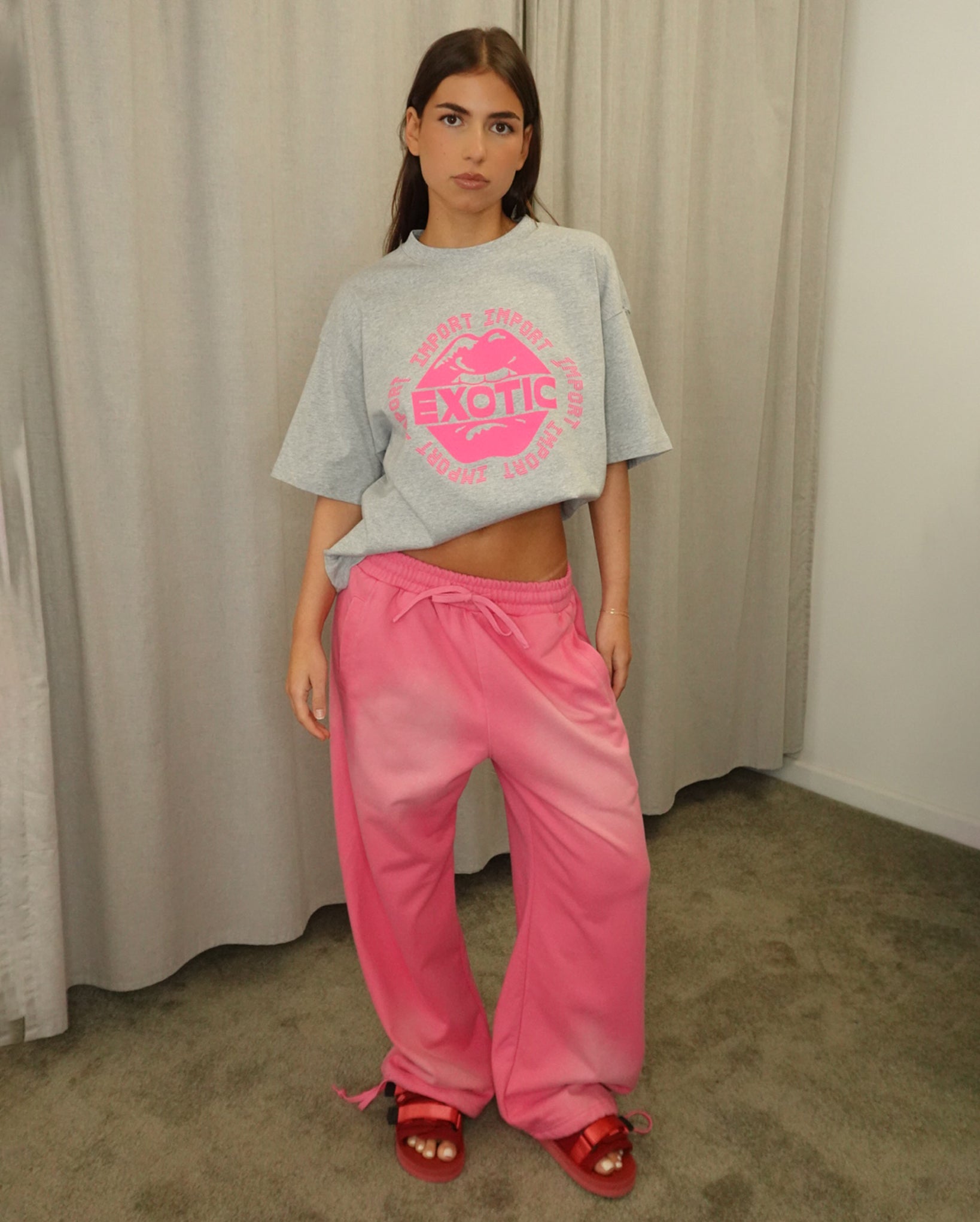 Lips T-Shirt (Grey Marle)