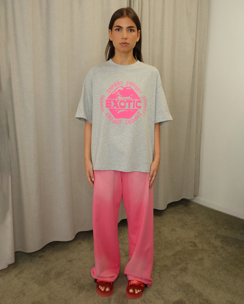 Lips T-Shirt (Grey Marle)