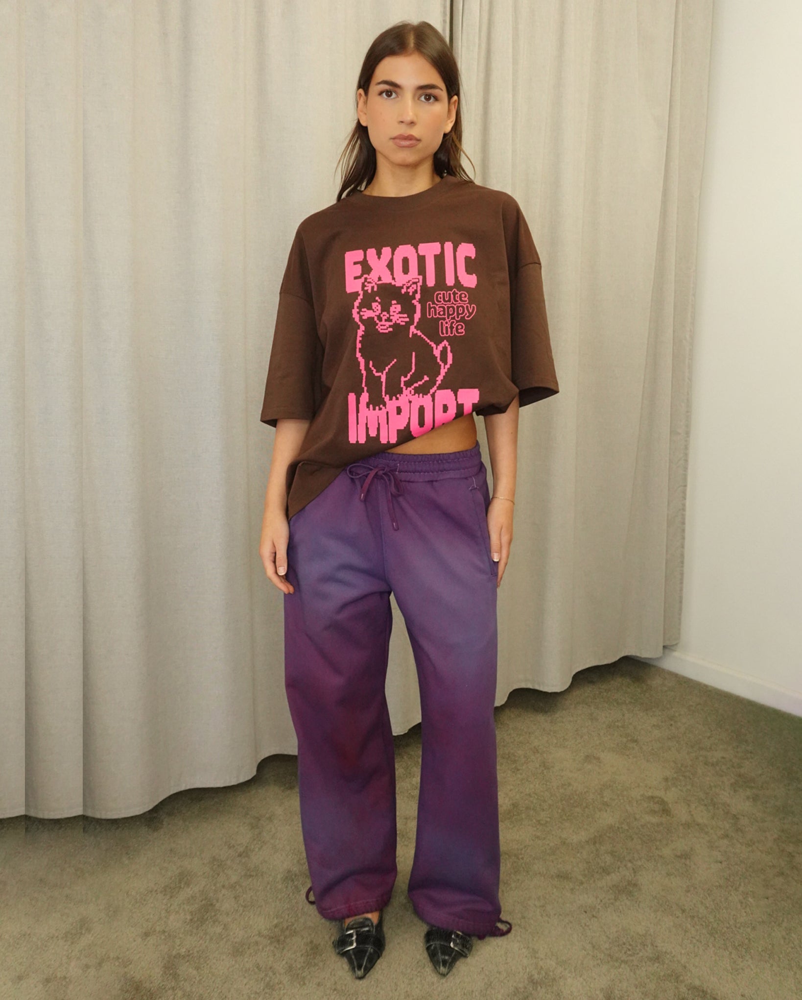 Cute Happy Life T-Shirt (Brown)